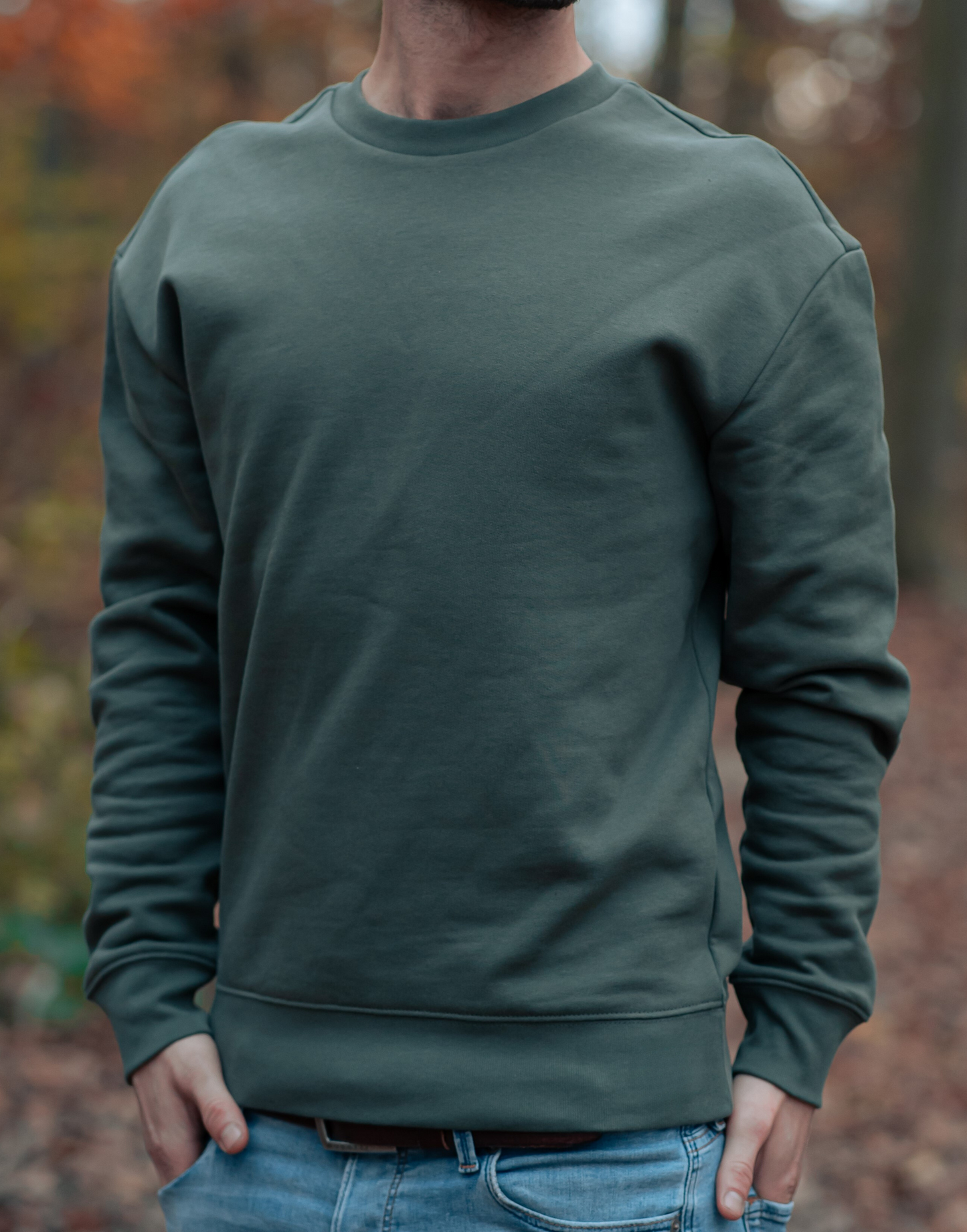 Premium Unisex Pullover mit hängenden Schultern