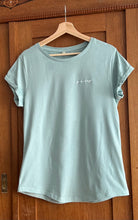 Lade das Bild in den Galerie-Viewer, T-Shirt, M, slate Green „you are enough“
