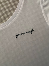 Lade das Bild in den Galerie-Viewer, T-Shirt „you are enough“ S
