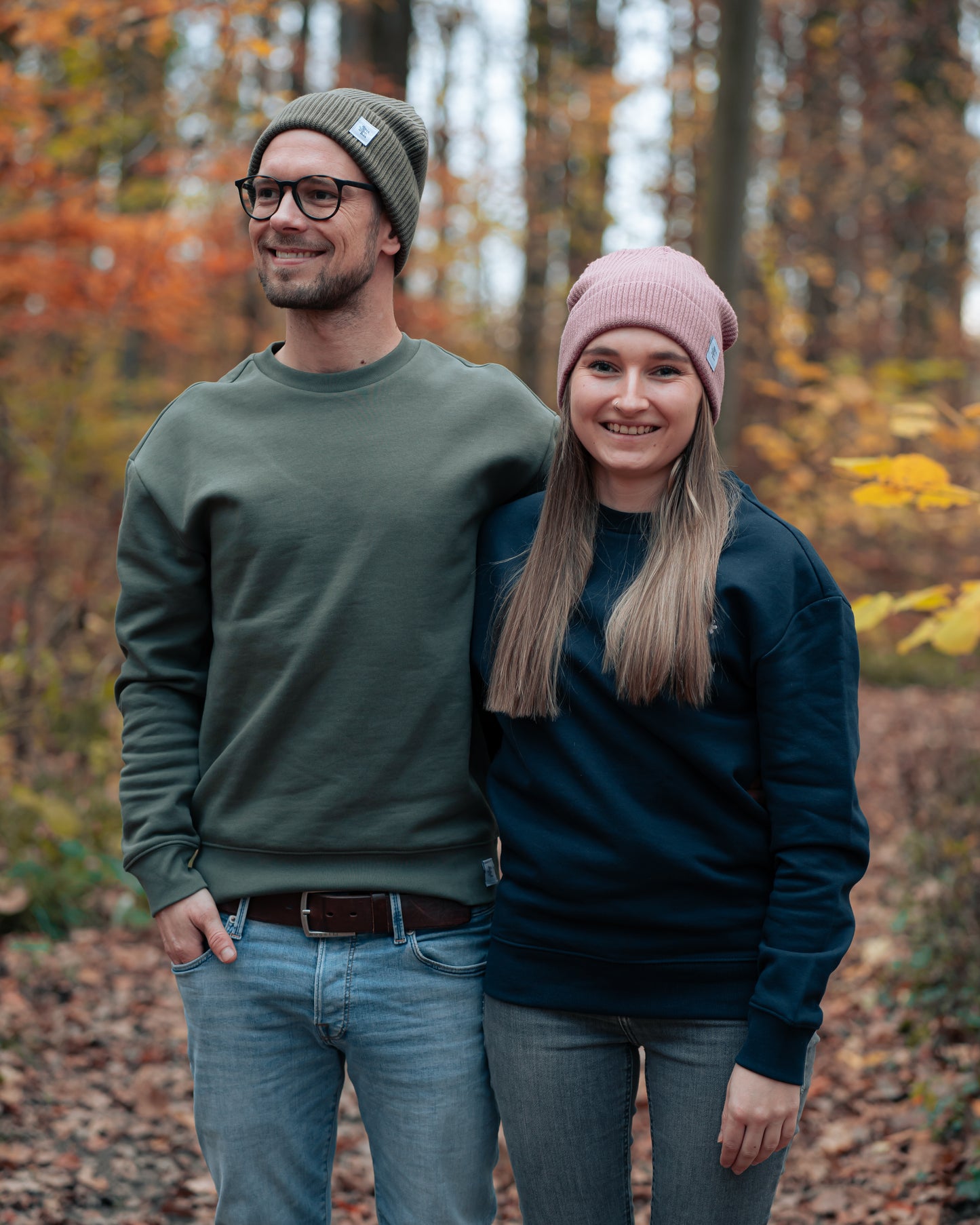 Premium Unisex Pullover mit hängenden Schultern Nanima