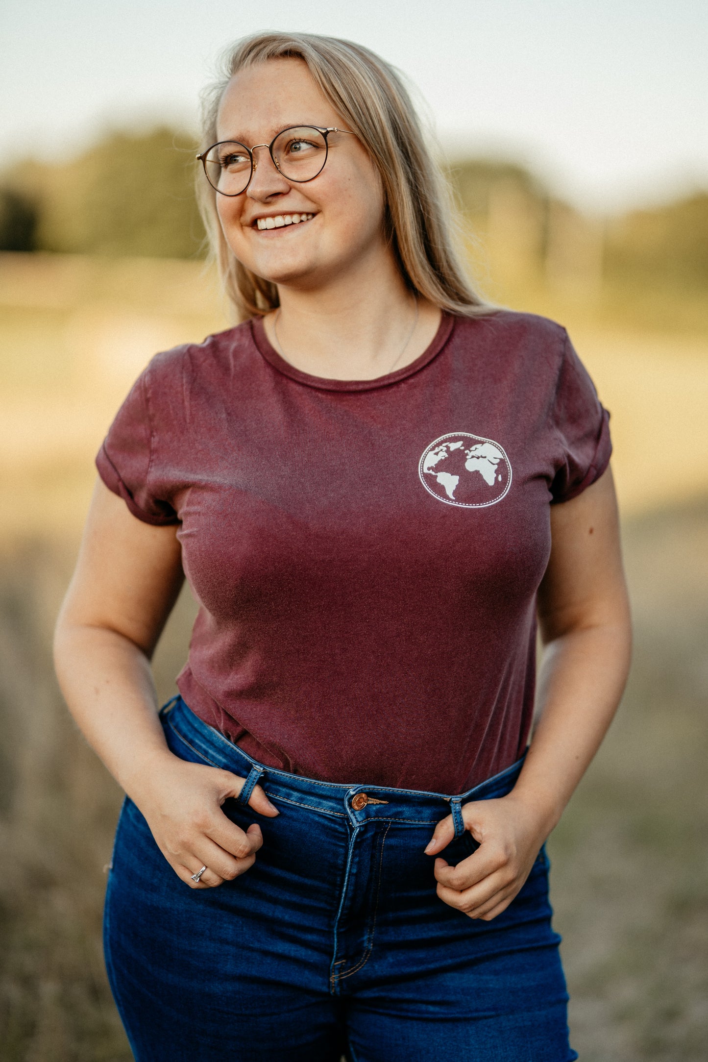 Iconic T-Shirt Weltkugel