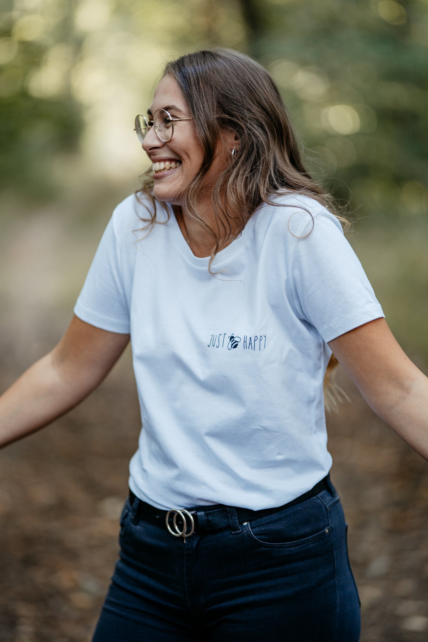 Iconic T-Shirt Bee Happy