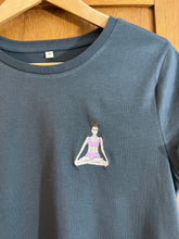 Lade das Bild in den Galerie-Viewer, T-Shirt Alma Yoga
