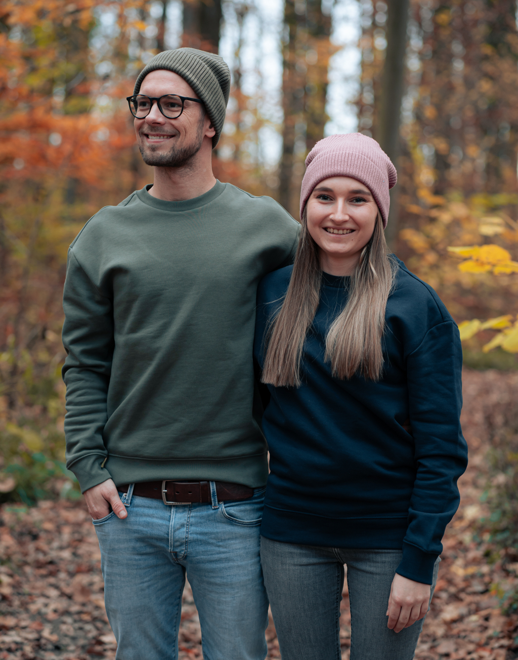 Premium Unisex Pullover mit hängenden Schultern